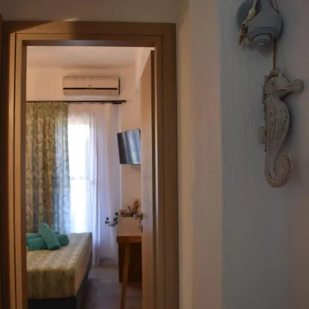 Athena's & Appartement Sykia Chalkidikis